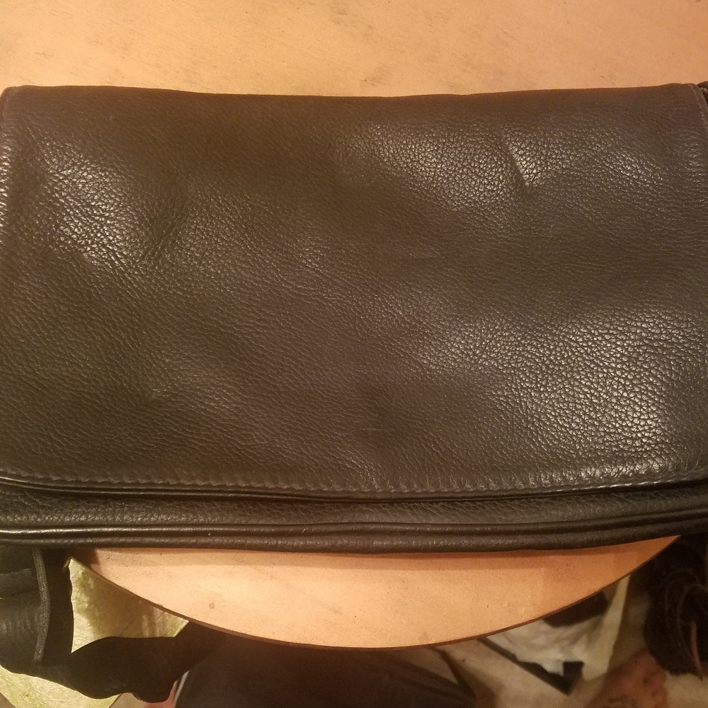 Vintage coach messenger bag